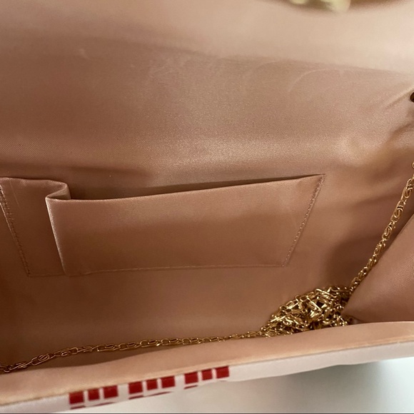 Women's Clutch Bag With Detachable Chain - Picture 7 of 10